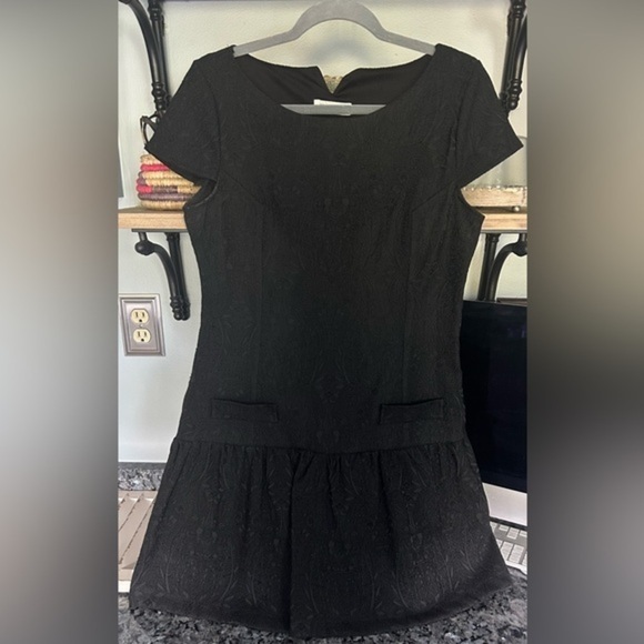 ZARA B&W Collection Dress Zips Up On Side Classic Look - Picture 3 of 8